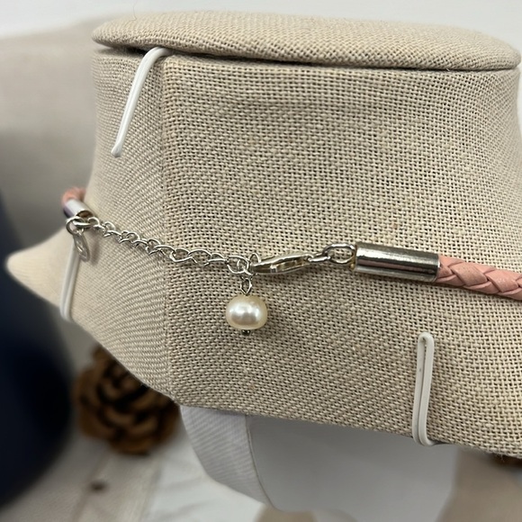 Vintage Pearl & Sterling Silver Pink Genuine Leather Necklace 16" Adjustable - Picture 6 of 11